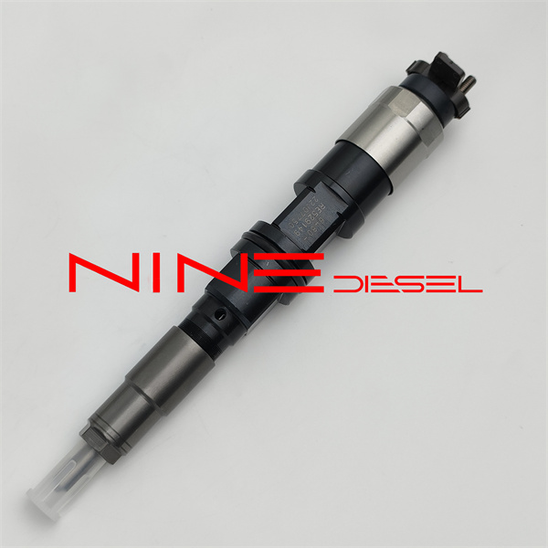 095000-6480 RE529149 injector
