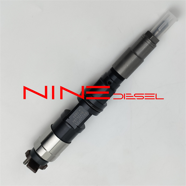 095000-6880 RE532216 injector