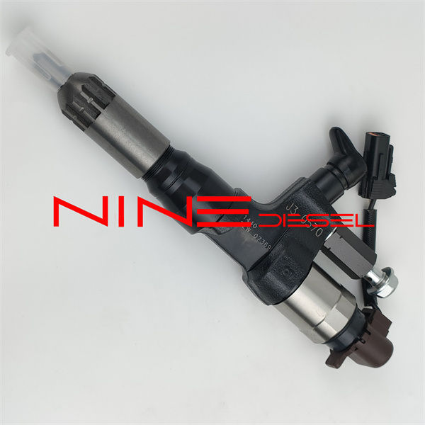 295050-1440 23670-E0570 injector